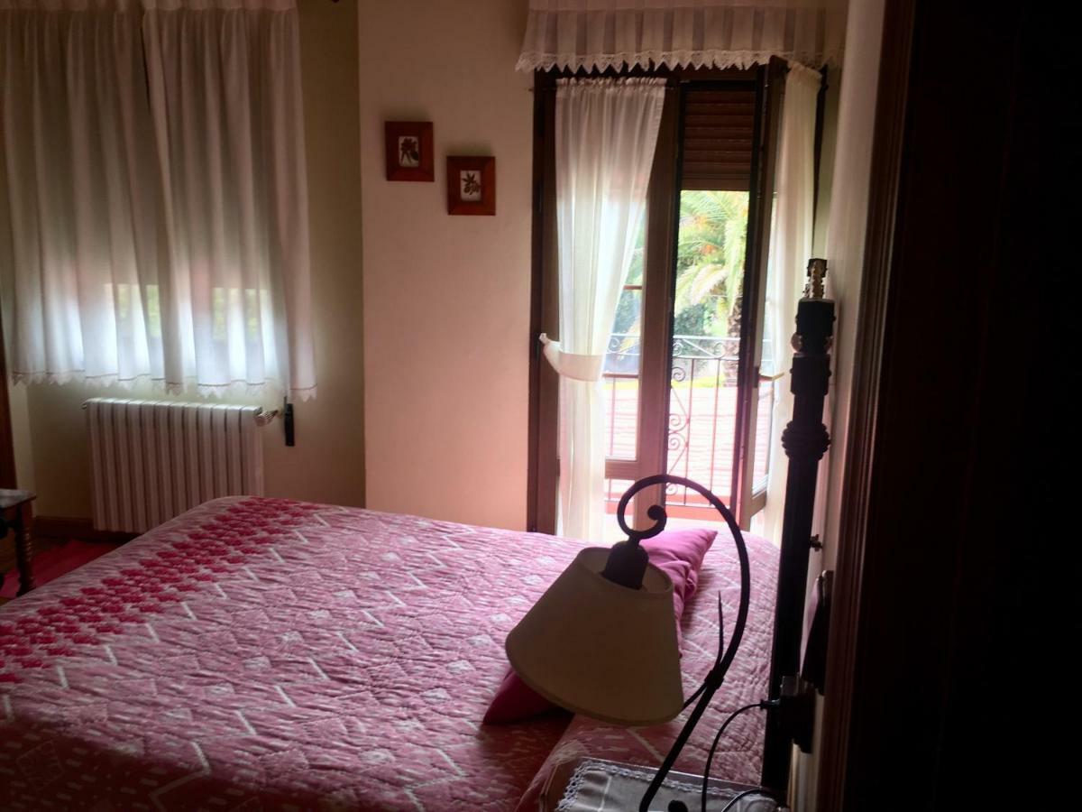Hospedaje Casa Amalia Queveda Esterno foto